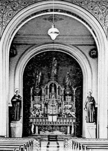 Téterchen (Francia). La Cappella dei Redentoristi con le statue di S. Alfonso e San Gerardo. In questa Casa si spense nel 1856 il P. Jean Gaspard Feliser.