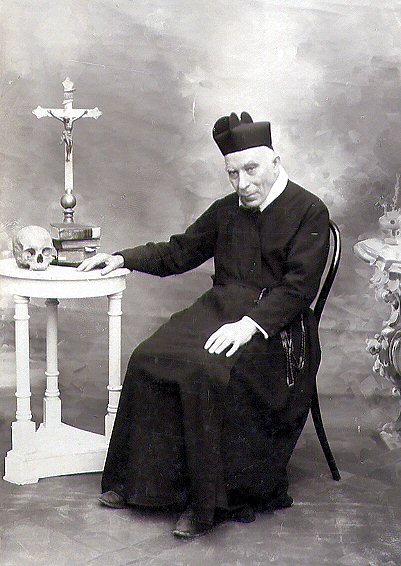 Il redentorista P. Antonio, C.Ss.R. 1838-1917 – Italia, Provincia di Napoli. Servo di Dio, è una delle figure redentoriste più interessanti tra l’800 e ‘900 del Meridione d’Italia. È in corso la causa per la sua beatificazione.