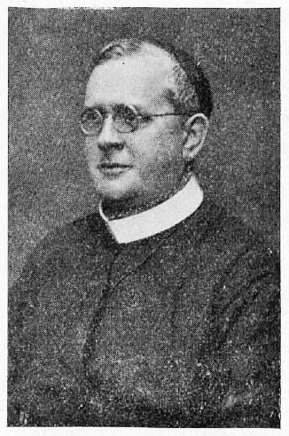 Il redentorista P. José Francisco Wand C.Ss.R. 1882-1937 Borussia della Provincia di Monaco, poi della Vice Provincia di Sâo Paulo in Brasile. Formato alla scuola del Beato Gaspare Stanggassinger, espresso subito zelo missionario, chiedendo ai Superiori di essere mandanto nelle missioni lontane, in Brasile. Esercitò compiti di governo e di pastorale. Nel 1936 lo assalì na paralisi che dalle gambe si estese agli altri organi del corpo. La morte mise fine alle sue sofferenze a 46 anni.